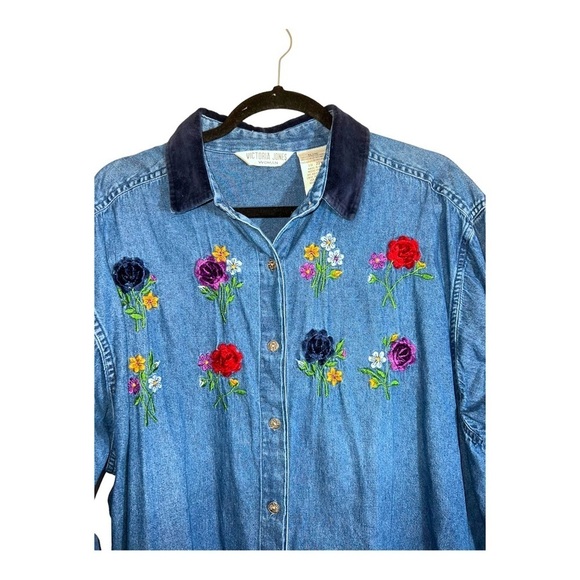 Vintage VICTORIA JONES Womens Dark Wash Denim Long Sleeve Shirt Embroidered - Picture 2 of 10